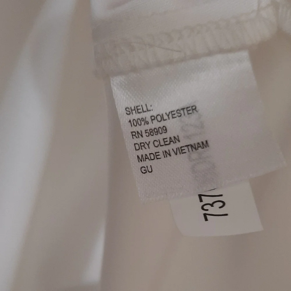 Gianni Bini Classic White Long Sleeve Dress - Picture 11 of 11